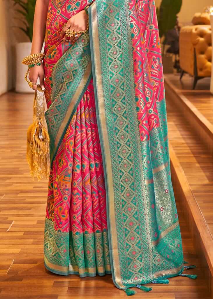 Sizzling Dark Pink Patola Silk Saree with Adorning Blouse Piece
