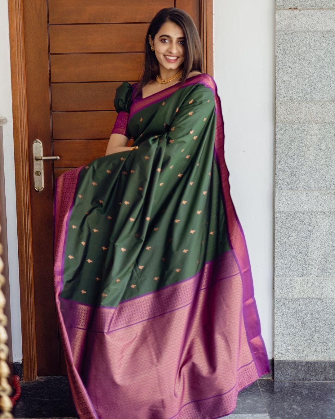 Precious Green Soft Silk Saree With Energetic Blouse Piece
