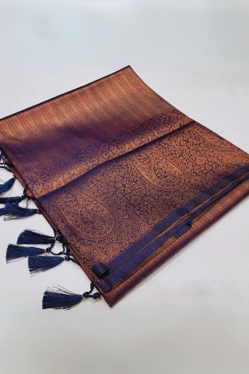 Inspiring Navy Blue Kanjivaram Silk Saree With Exquisite Blouse Piece