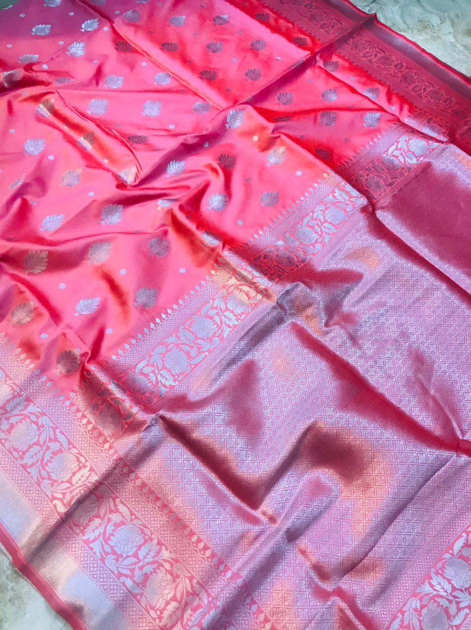Elaborate Baby Pink Banarasi Silk Saree With Symmetrical Blouse Piece