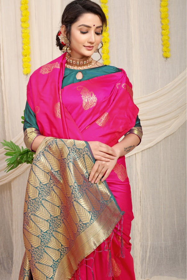 Elegant Dark Pink Banarasi Silk With Pretty Blouse Piece