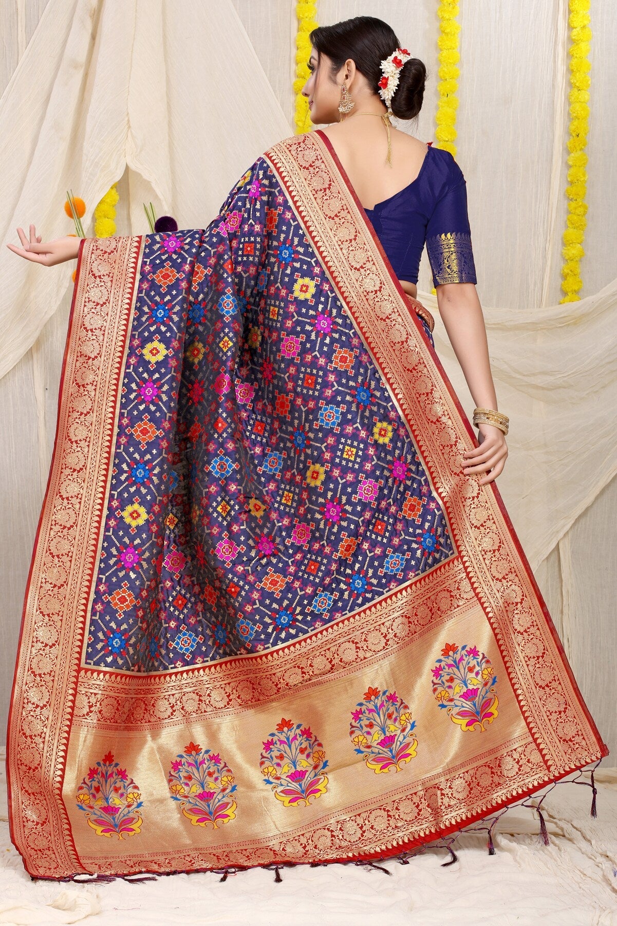 Unique Navy Blue Soft Patola Silk Saree with Demanding Blouse Piece