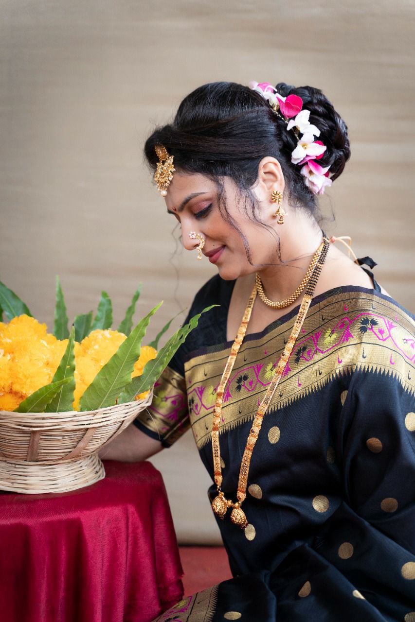 Unique Black Paithani Silk Saree With Ethnic Blouse Piece