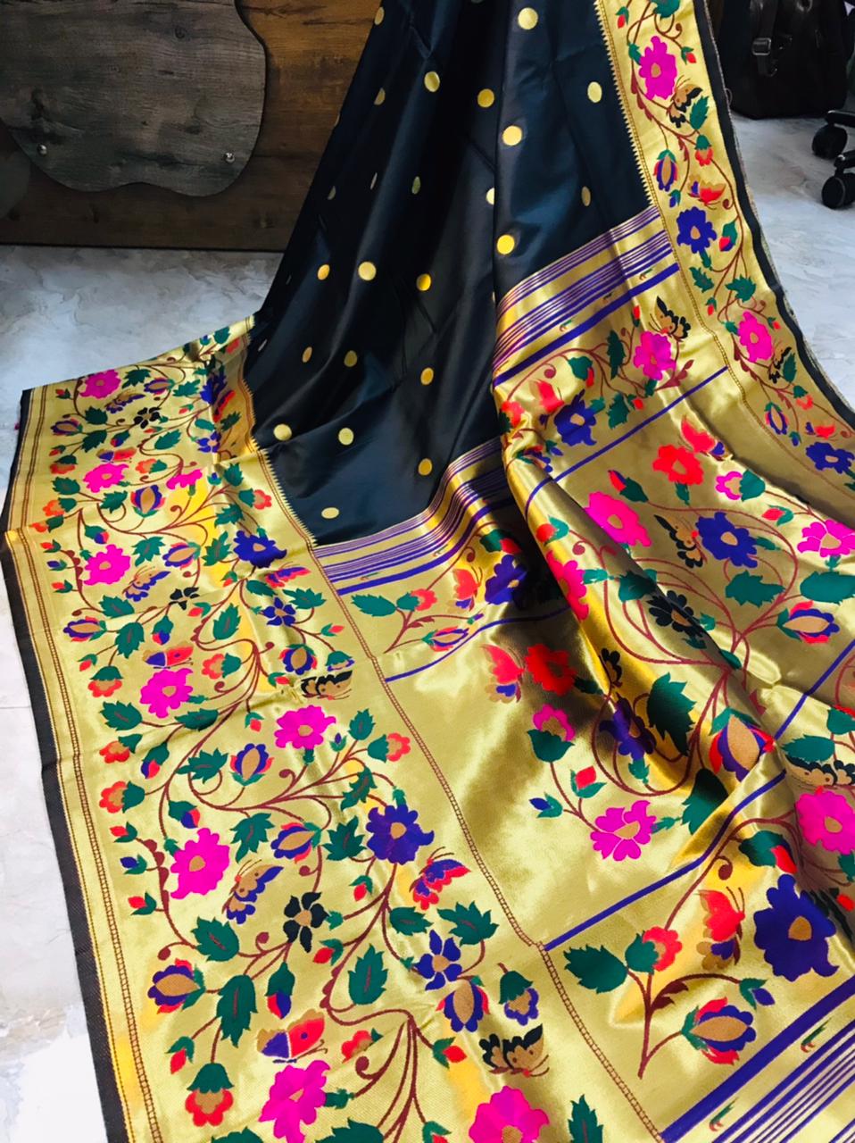 Twirling Black Paithani Silk Saree With Sizzling Blouse Piece