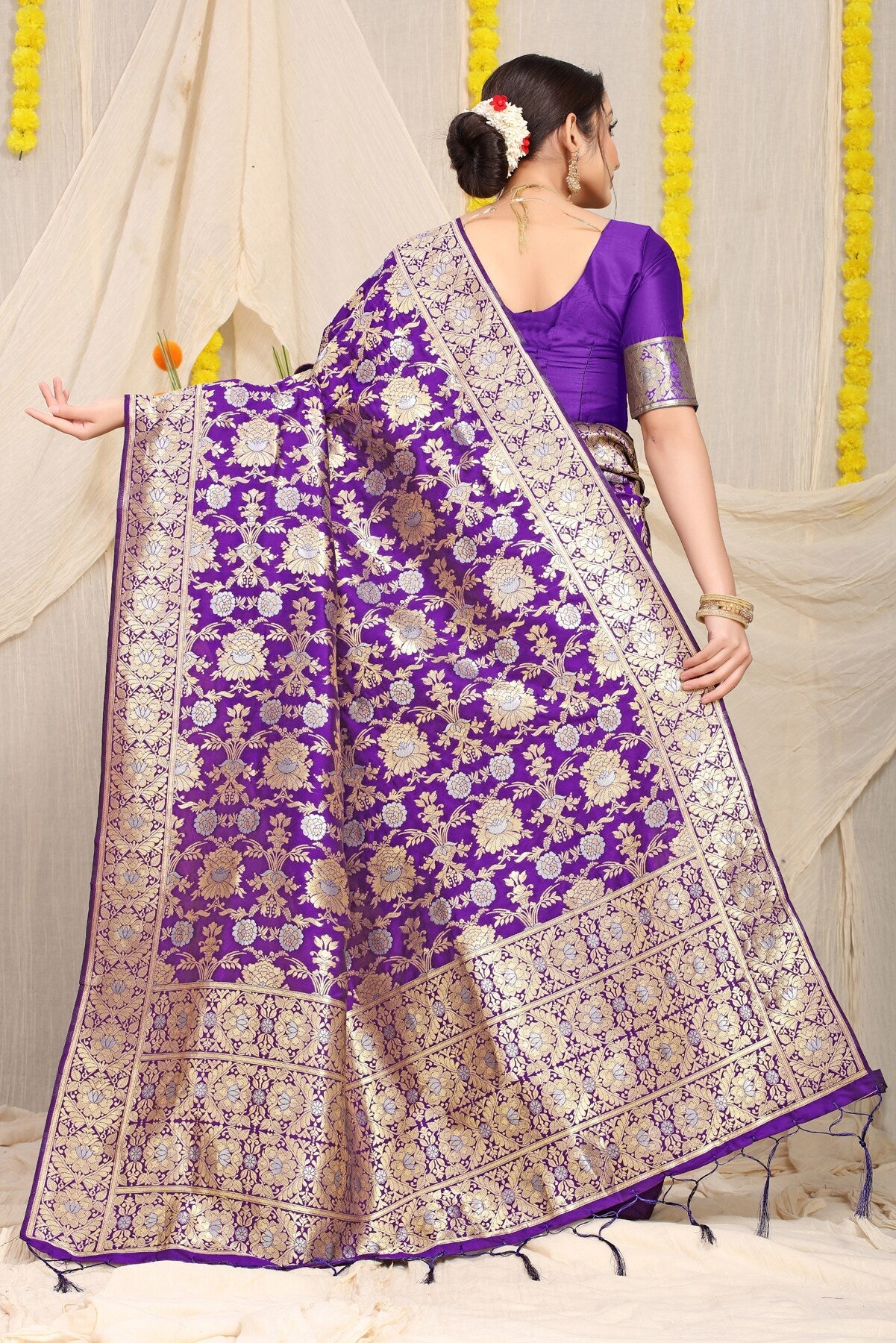 Phenomenal Royal Blue Banarasi Silk Saree With Fairytale Blouse Piece
