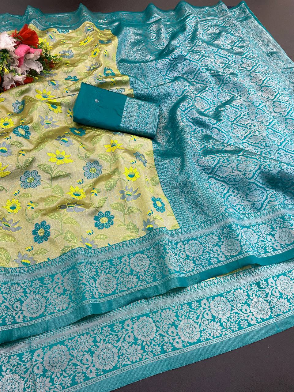 Elision Green Soft Banarasi Tissue Silk Saree With Traditional Blouse Piece