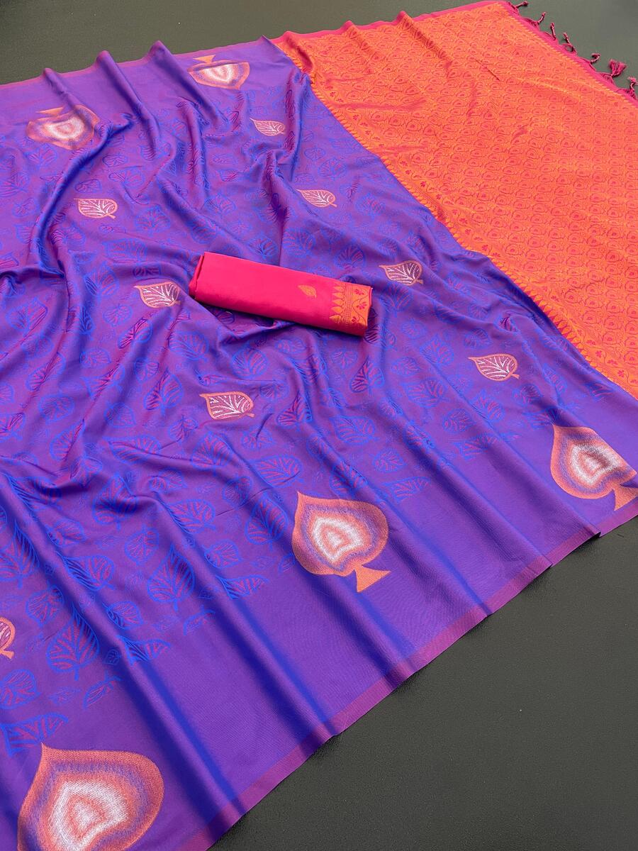 Flamboyant Purple Soft Banarasi Silk Saree With Charismatic Blouse Piece