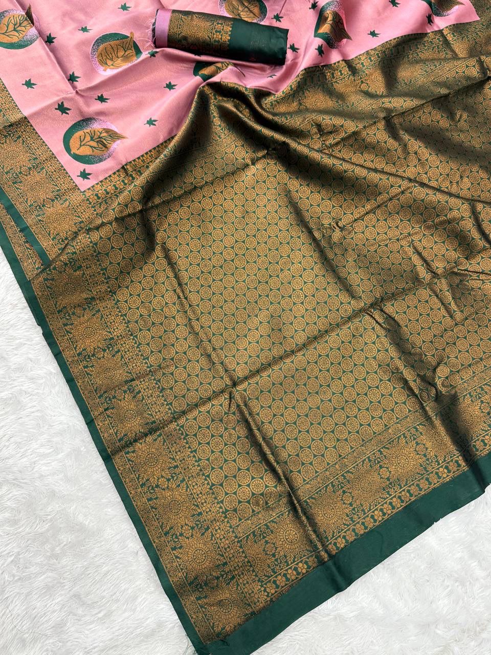 Divine Baby Pink Soft Silk Saree With Excellent Blouse Piece