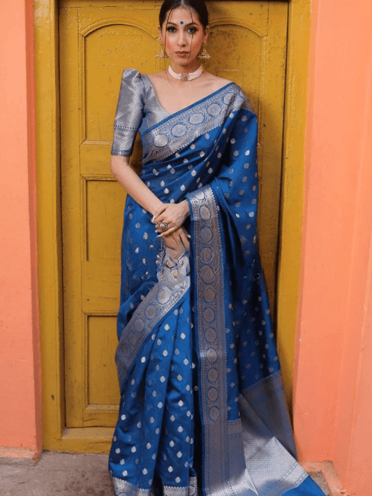 Transcendent Rama Soft Silk Saree With Tremendous Blouse Piece