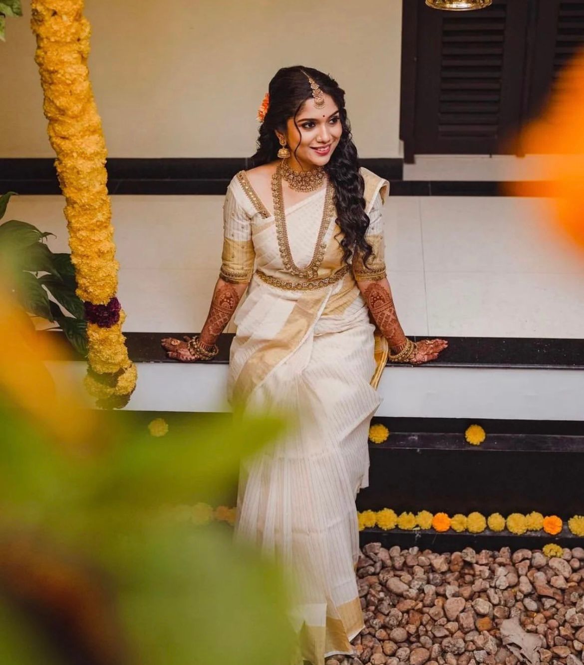 Delectable White Soft Silk Saree With Palimpsest Blouse Piece