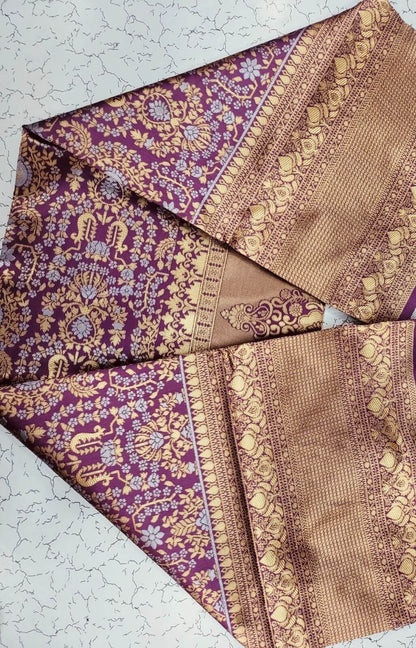 Classy Wine Soft Silk Saree With Marvellous Blouse Piece