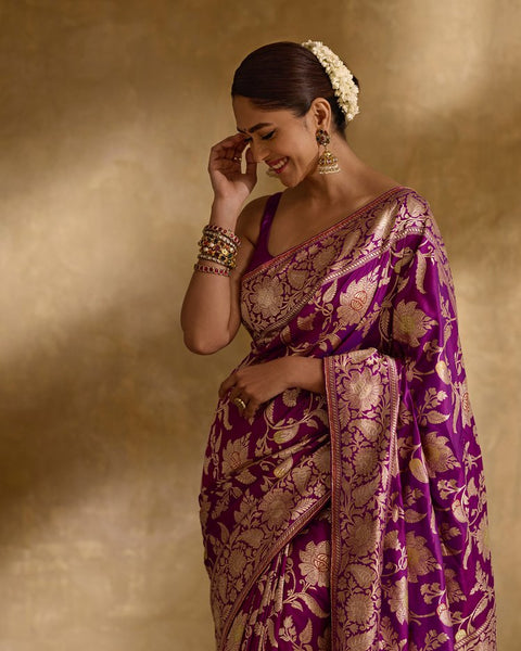 Elaborate Purple Soft Silk Saree With Luxuriant Blouse Piece