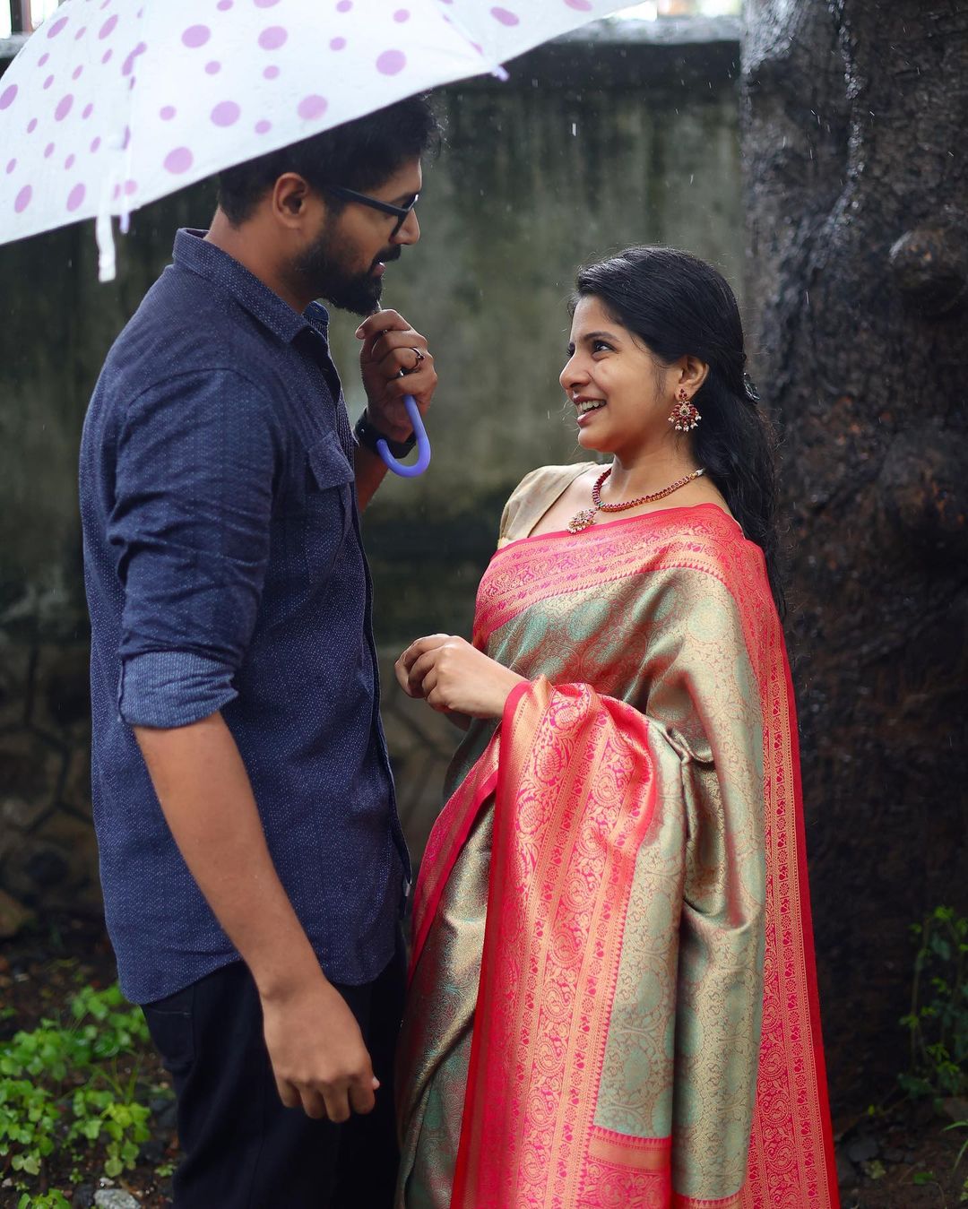 Desuetude Sea Green Soft Silk Saree With Magnificat Blouse Piece