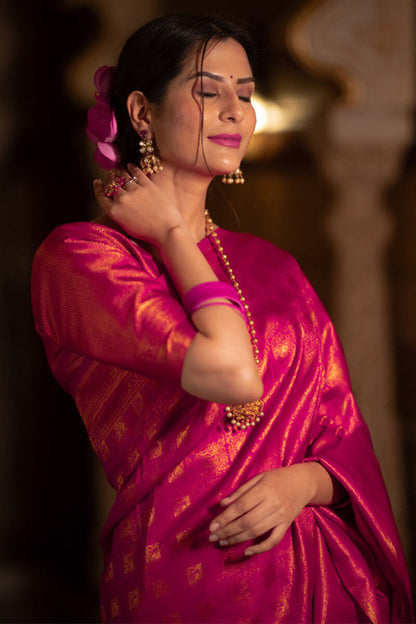 Murmurous Dark Pink Soft Silk Saree With Traditional Blouse Piece