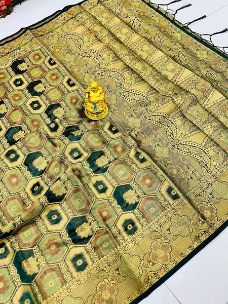 Adorning Black Organza Silk Saree With Energetic Blouse Piece