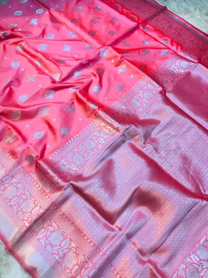 Elaborate Baby Pink Banarasi Silk Saree With Symmetrical Blouse Piece