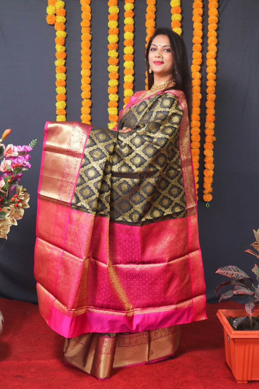 Diaphanous Black Kanjivaram Silk With Beauteous Blouse Piece