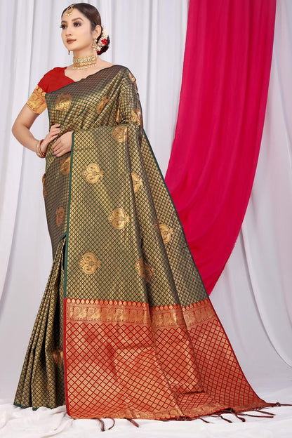 Classy Dark Green Soft Silk Saree With Incredible Blouse Piece