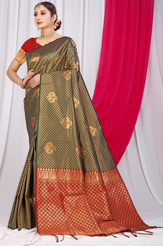 Classy Dark Green Soft Silk Saree With Incredible Blouse Piece