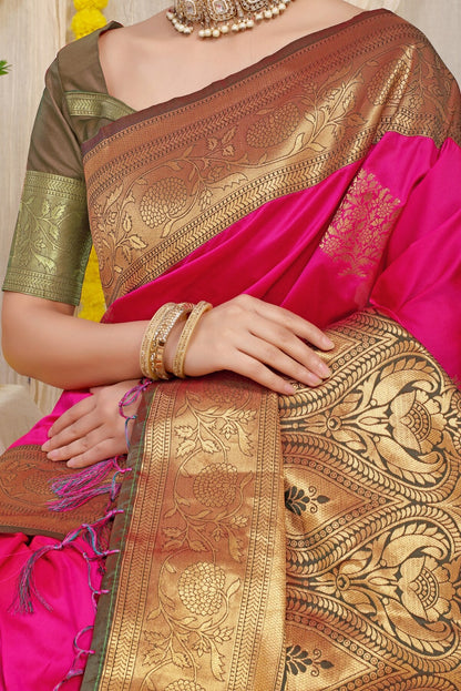 Demesne Dark Pink Banarasi Silk Saree With Forbearance Blouse Piece