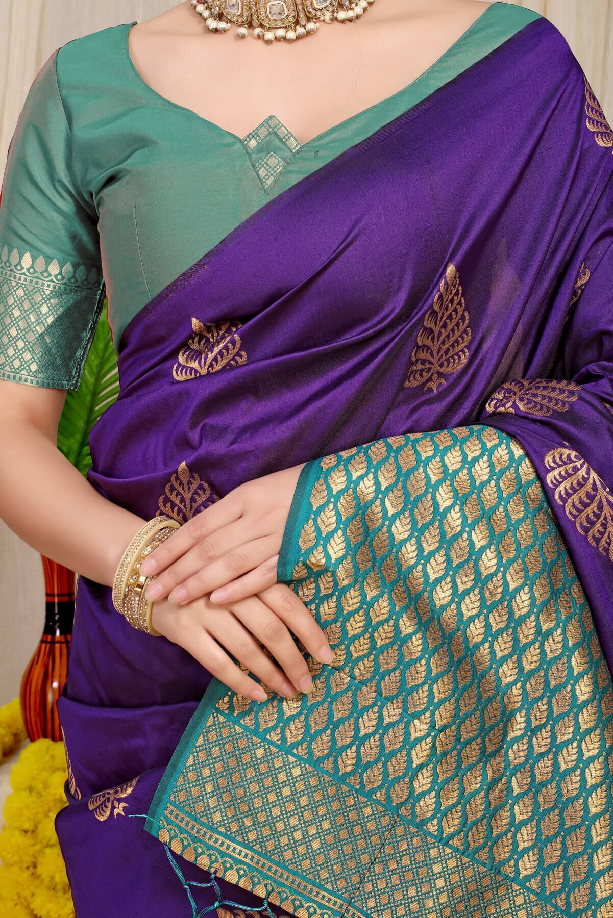 Most Flattering Royal Blue Soft Banarasi Silk Saree With Lissome Blouse Piece