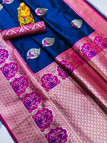 Lassitude Navy Blue Kanjivaram Silk With Sizzling Blouse Piece