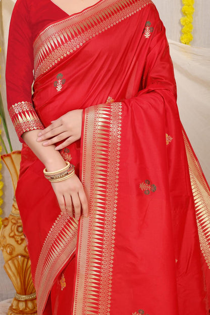 Precious Red Banarasi Silk Saree With Magnetic Blouse Piece