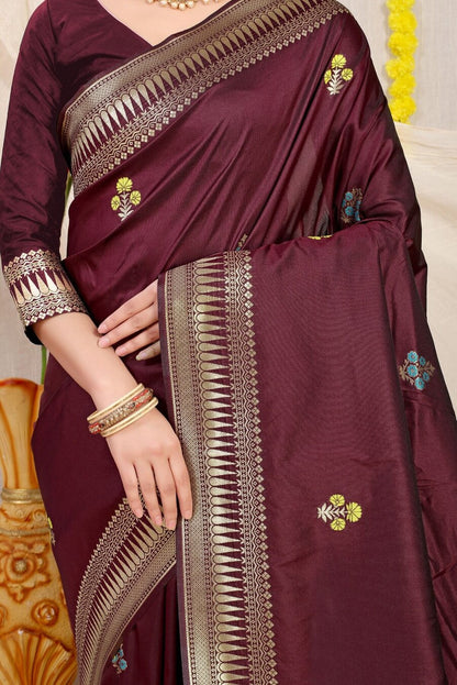 Breathtaking Wine Banarasi Silk Saree With Magnetic Blouse Piece