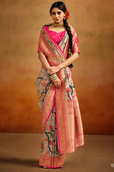Adoring Beige Kalamkari Printed Saree With Scrupulous Blouse Piece