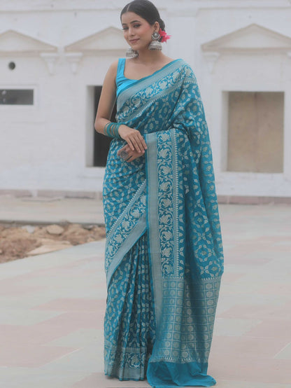 Extraordinary Firozi Soft Silk Saree With Lovely Blouse Piece