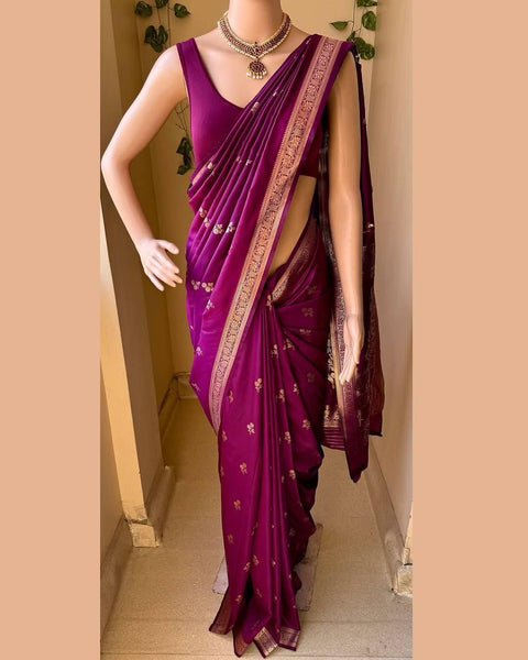 Enthralling Purple Soft Silk Saree With Excellent Blouse Piece
