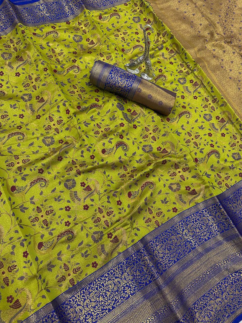 Seraphic Green Kanjivaram Silk Saree With Quixotic Blouse Piece
