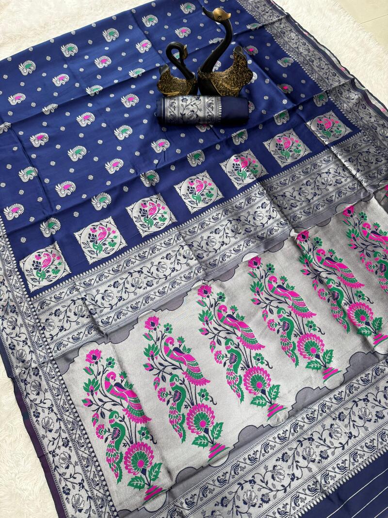 Allure Navy Blue Paithani Silk Saree With Dulcet Blouse Piece