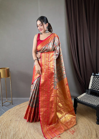 Mesmeric Green Kanjivaram Silk Saree With Desirable Blouse Piece