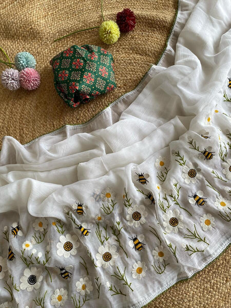 Ephemeral Off White Embroidery Work Crush Silk Saree With Mellifluous Blouse Piece