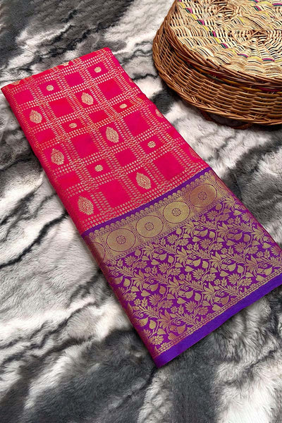 Redolent Dark Pink Kanjivaram Silk Saree With Murmurous Blouse Piece