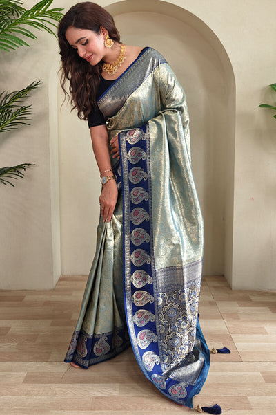 Staring Sea Green Kanjivaram Silk Saree With Lissome Blouse Piece